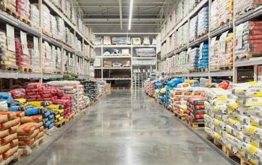 Стратегия закупки материалов: покупать все сразу или партиями?